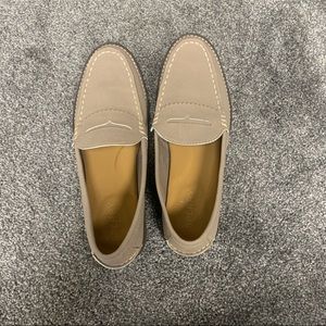 SPERRY TOPSIDER tan loafers